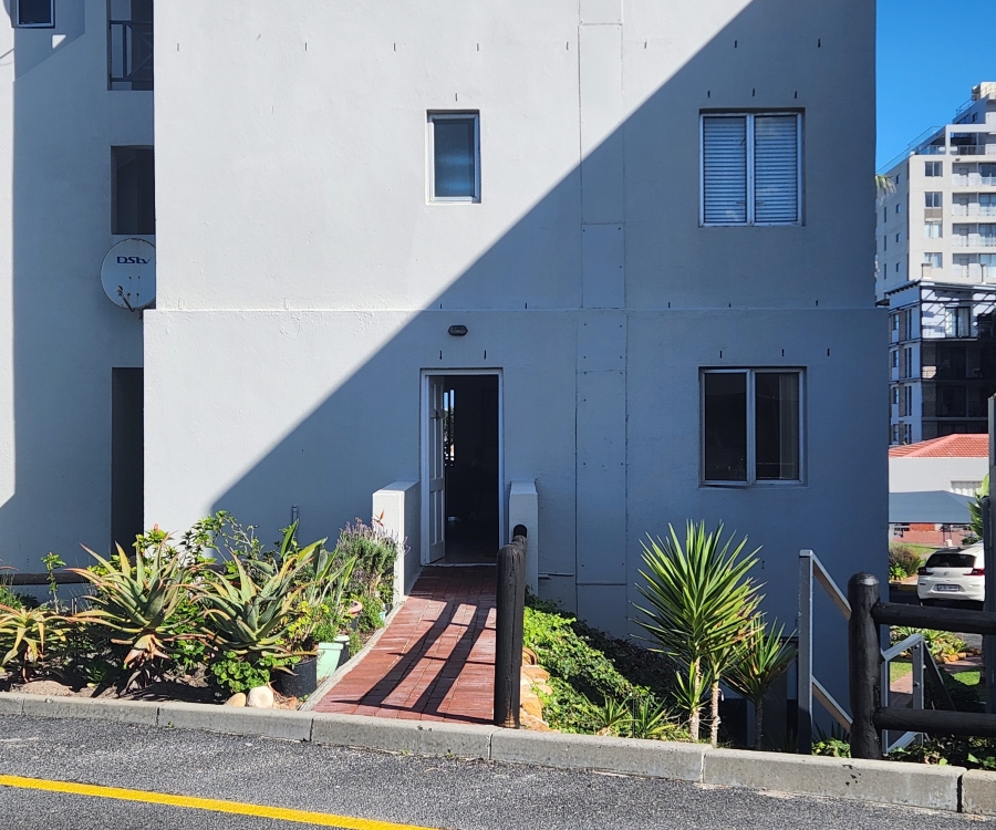 2 Bedroom Property for Sale in West Beach Western Cape